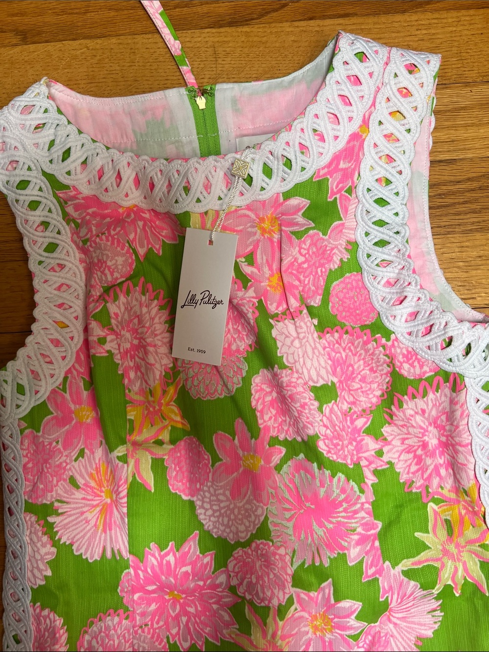 NWT Lilly Pulitzer Sadie Romper Pink & Green Floral size 2. Classy chic - Picture 10 of 11